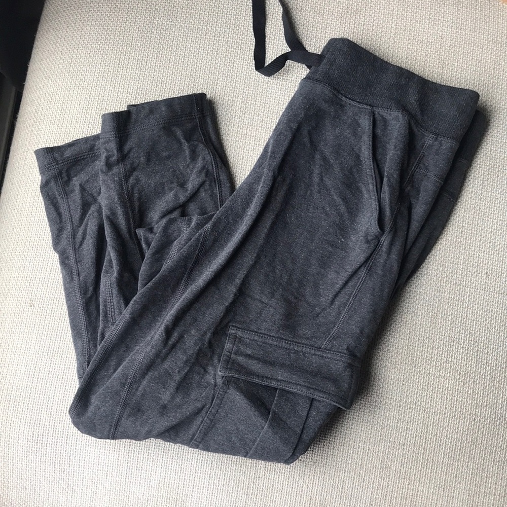 Lululemon sweat capris